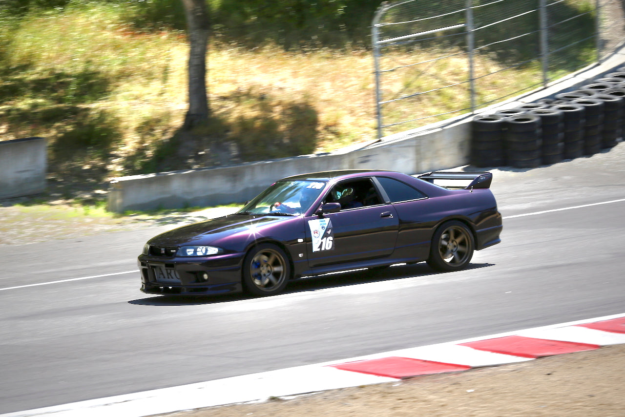 Nissan Skyline R33 GT-R